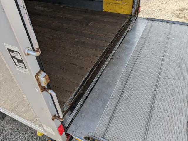 トヨタ ダイナ TKG-XZU710(2WD)の写真12