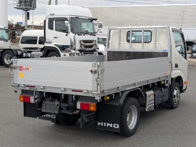 日野 デュトロ 2RG-XZU605M(2WD)の写真5