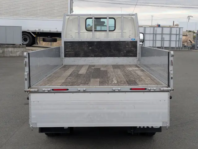 日野 デュトロ 2RG-XZU605M(2WD)の写真9