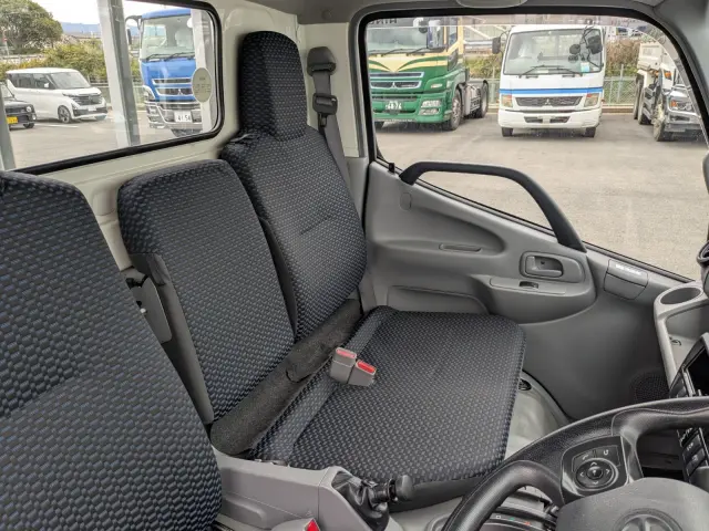 日野 デュトロ 2RG-XZU605M(2WD)の写真24