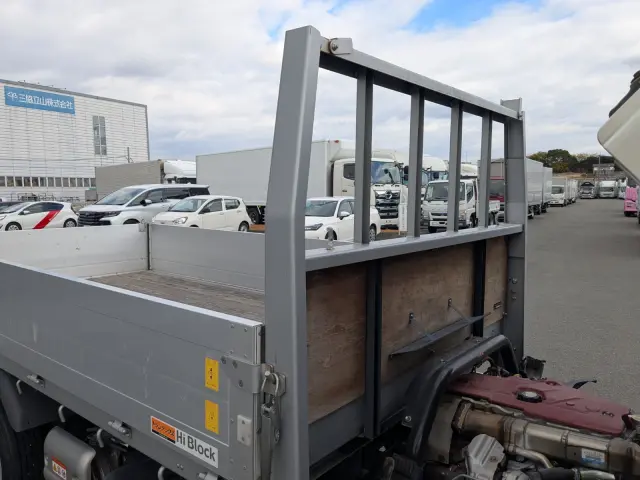 日野 デュトロ 2RG-XZU605M(2WD)の写真32