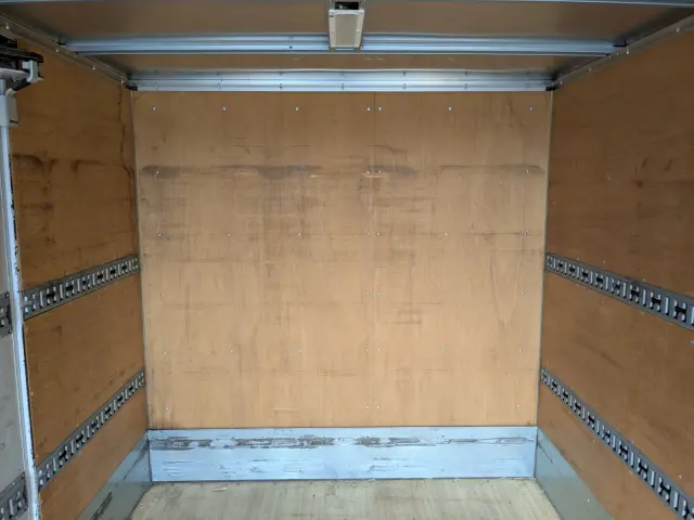 三菱 キャンター TPG-FEB50(2WD)の写真10