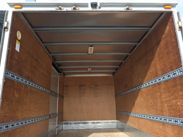 三菱 キャンター TPG-FEB50(2WD)の写真11