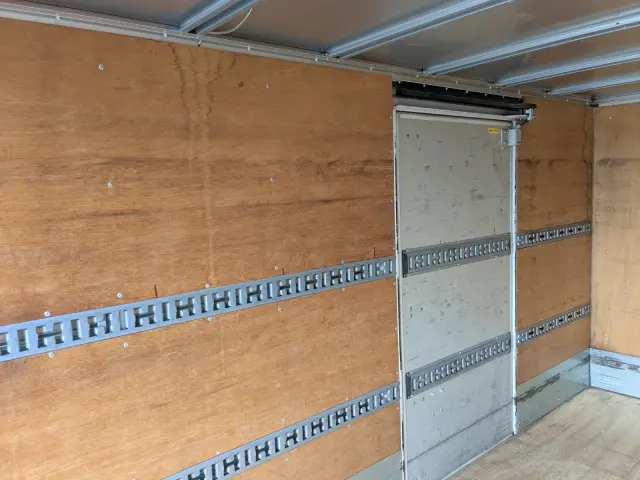 三菱 キャンター TPG-FEB50(2WD)の写真12