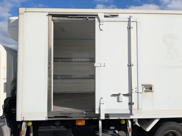 日野 レンジャー TKG-FC9JGAG(2WD)の写真16