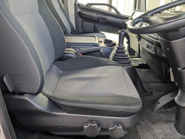 日野 レンジャー TKG-FC9JGAG(2WD)の写真42