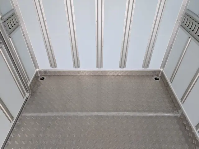 三菱 キャンター 2RG-FBAV0(2WD)の写真15