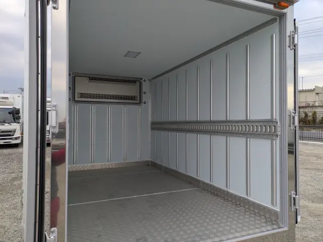 三菱 キャンター 2RG-FBAV0(2WD)の写真20