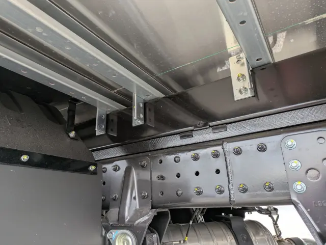 三菱 キャンター 2RG-FBAV0(2WD)の写真25