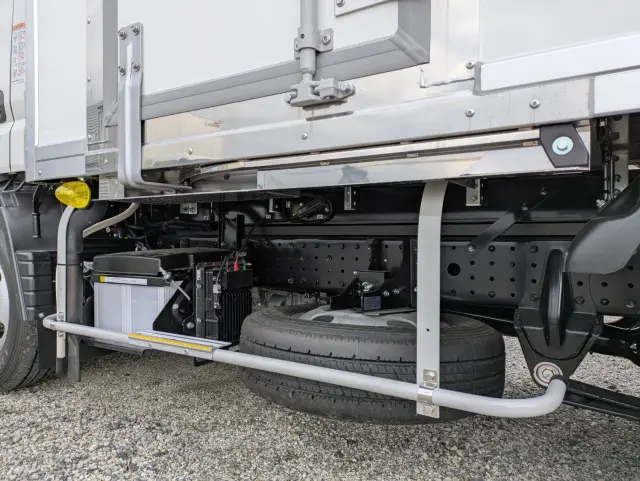 三菱 キャンター 2RG-FBAV0(2WD)の写真27