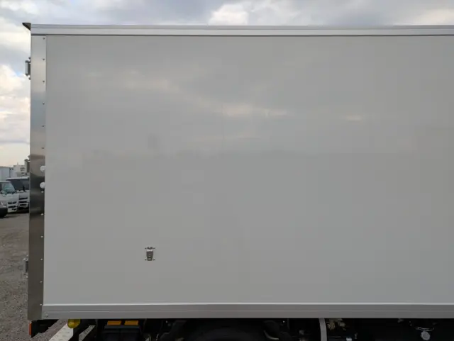 三菱 キャンター 2RG-FBAV0(2WD)の写真31