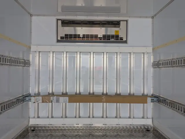 三菱 ファイター 2KG-FK65F(2WD)の写真18