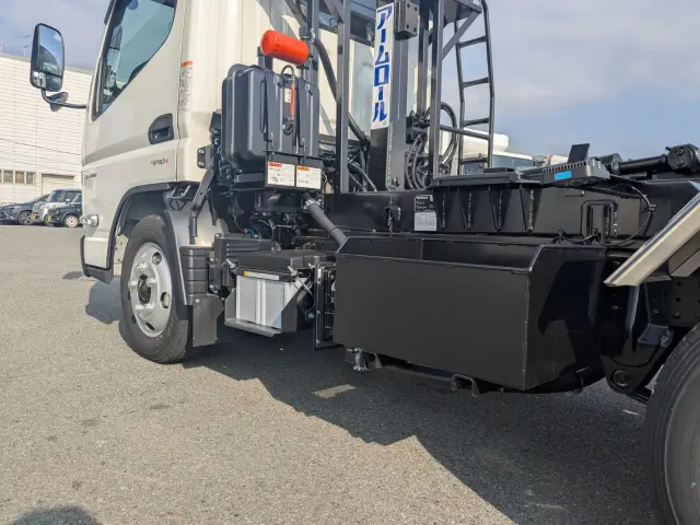 三菱 キャンター 2RG-FBAV0(2WD)の写真11