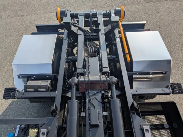 三菱 キャンター 2RG-FBAV0(2WD)の写真24