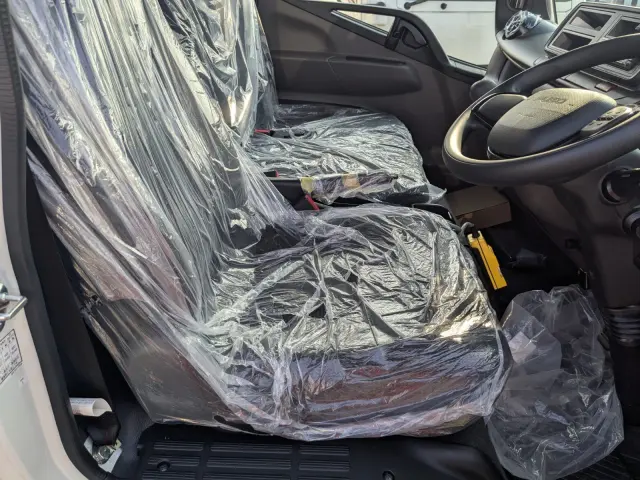 三菱 キャンター 2RG-FBAV0(2WD)の写真30