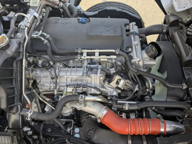 三菱 キャンター 2RG-FBAV0(2WD)の写真35