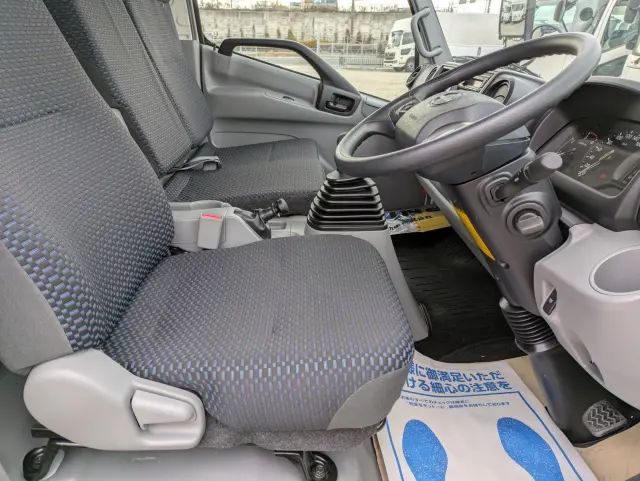 日野 デュトロ 2KG-XZU710M(2WD)の写真36