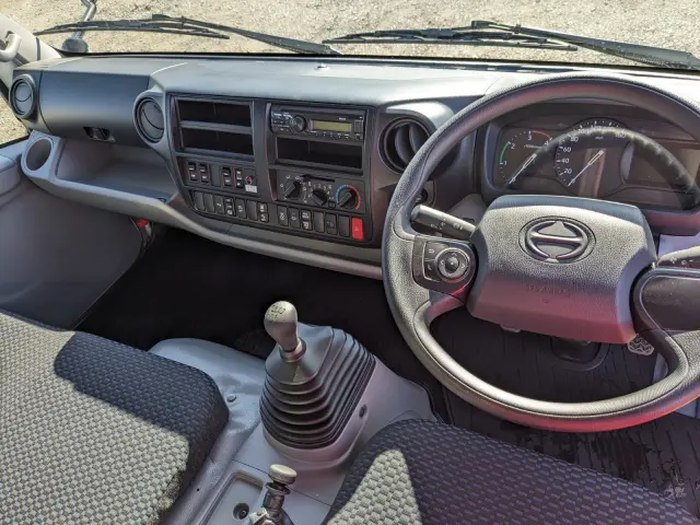 日野 デュトロ 2KG-XZU710M(2WD)の写真36