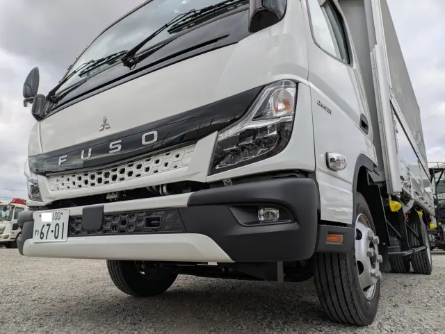 三菱 キャンター 2PG-FEB80(2WD)の写真6