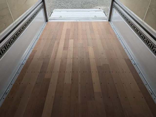 三菱 キャンター 2PG-FEB80(2WD)の写真19