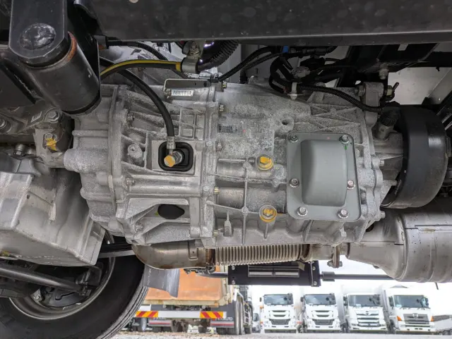 三菱 キャンター 2PG-FEB80(2WD)の写真28