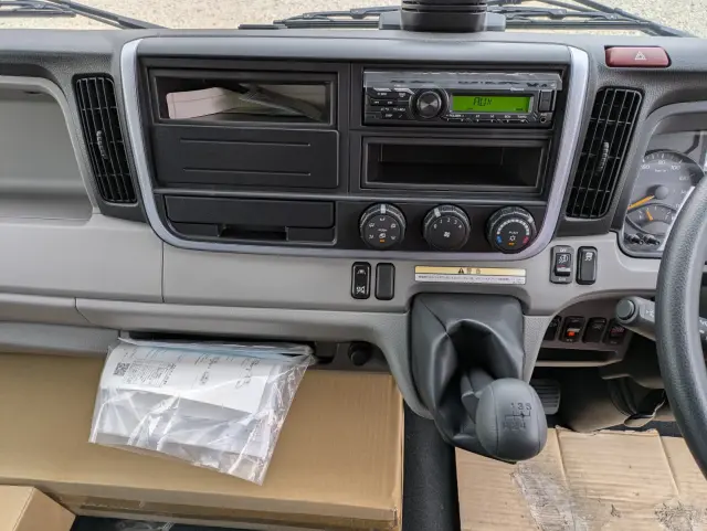 三菱 キャンター 2PG-FEB80(2WD)の写真41