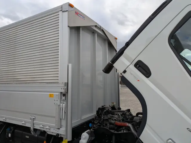 三菱 キャンター 2PG-FEB80(2WD)の写真49