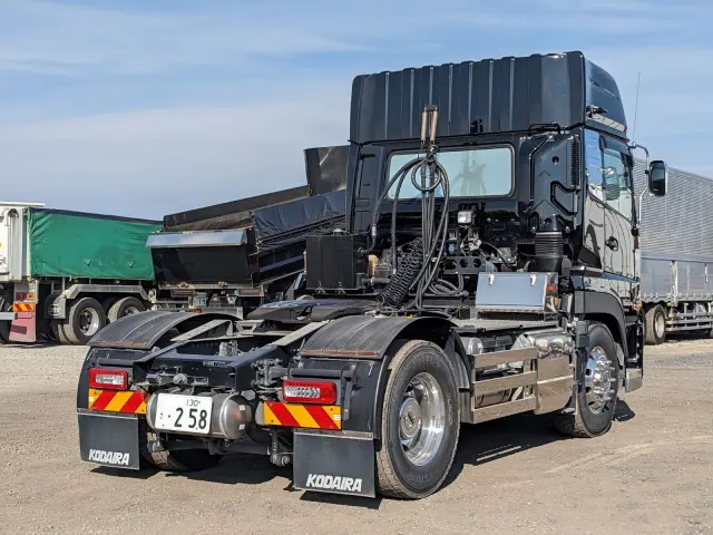 いすゞ ギガ 2RG-EK5DAB(2WD)の写真5