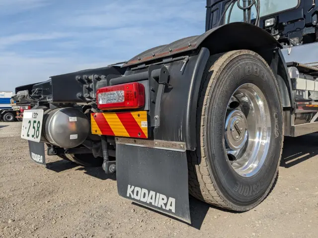 いすゞ ギガ 2RG-EK5DAB(2WD)の写真7