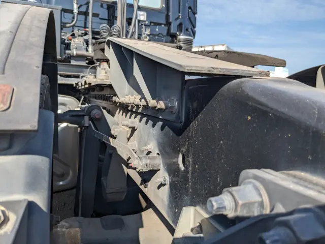 いすゞ ギガ 2RG-EK5DAB(2WD)の写真19