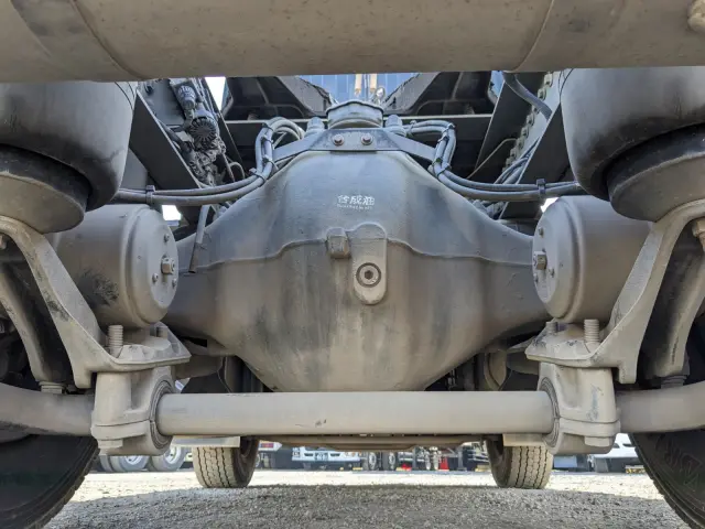 いすゞ ギガ 2RG-EK5DAB(2WD)の写真21