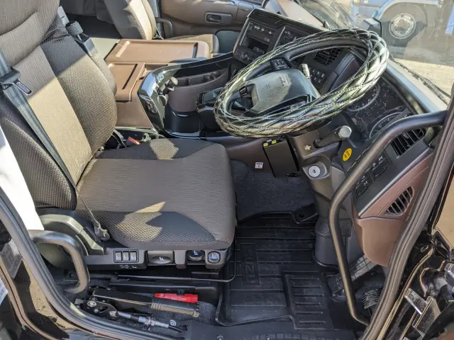 いすゞ ギガ 2RG-EK5DAB(2WD)の写真25