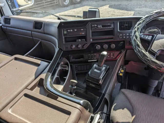 いすゞ ギガ 2RG-EK5DAB(2WD)の写真28