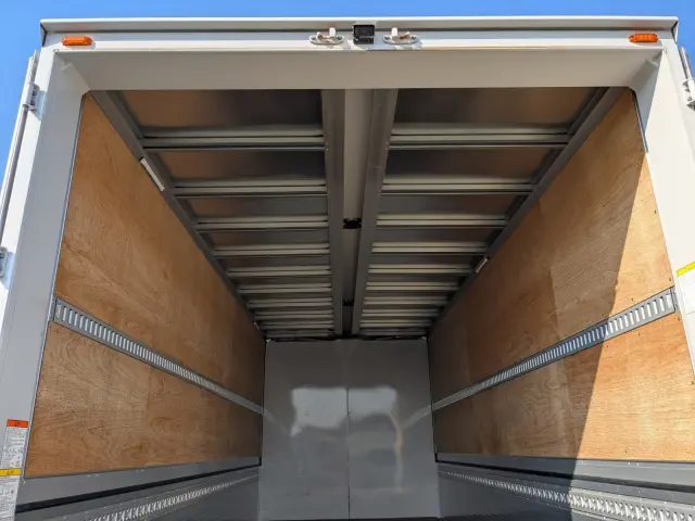 日野 レンジャー 2KG-FD2ABG(2WD)の写真11