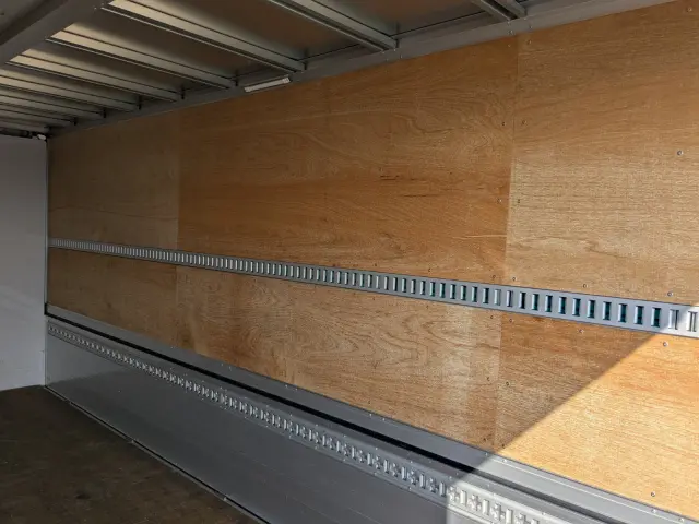 日野 レンジャー 2KG-FD2ABG(2WD)の写真18