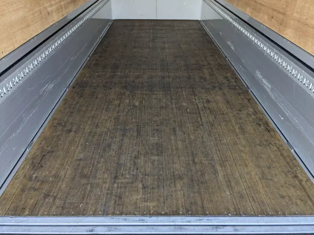 日野 レンジャー 2PG-FD2ABG(2WD)の写真15