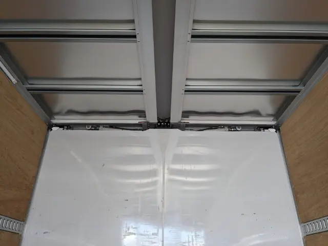 日野 レンジャー 2PG-FD2ABG(2WD)の写真18