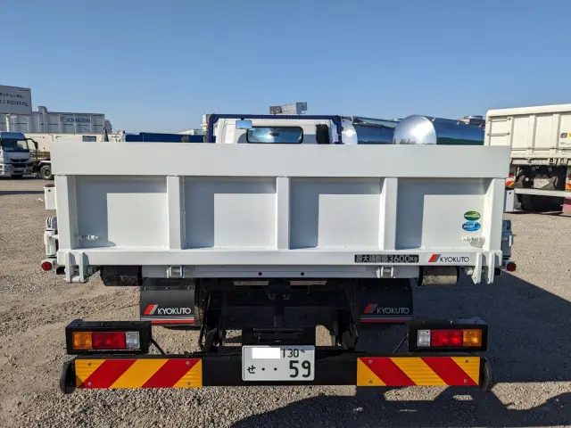 三菱 キャンター 2PG-FEB90(2WD)の写真9