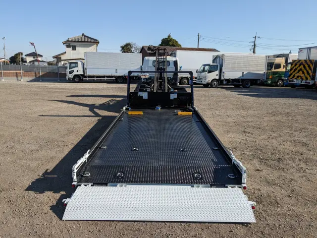 三菱 キャンター 2PG-FEB90(2WD)の写真10