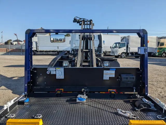 三菱 キャンター 2PG-FEB90(2WD)の写真13