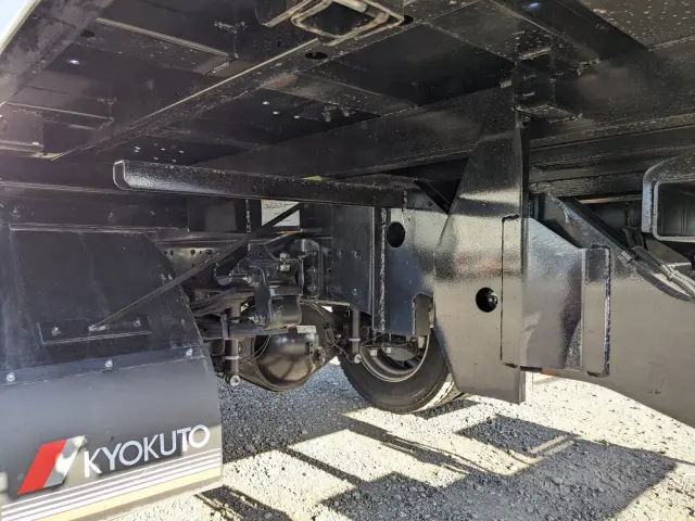 三菱 キャンター 2PG-FEB90(2WD)の写真18