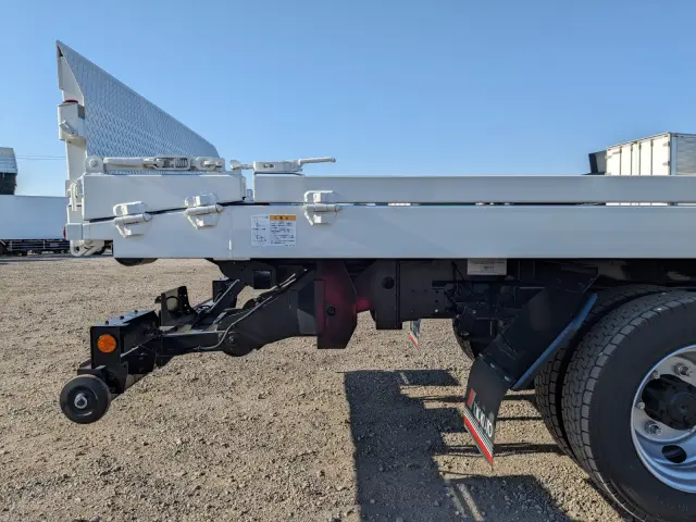 三菱 キャンター 2PG-FEB90(2WD)の写真23