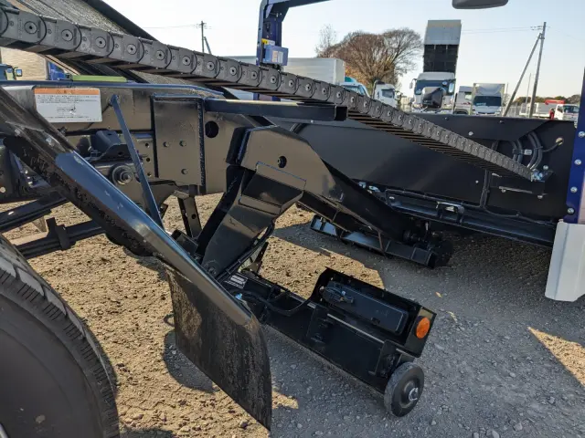 三菱 キャンター 2PG-FEB90(2WD)の写真33