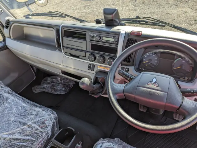 三菱 キャンター 2PG-FEB90(2WD)の写真39