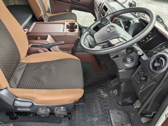 日野 レンジャー 2KG-FD2ABG(2WD)の写真37