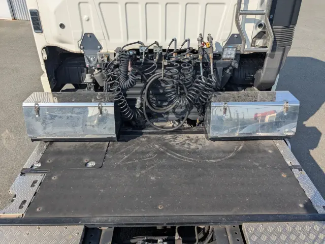 日野 プロフィア 2DG-SH1EDGG(2WD)の写真17