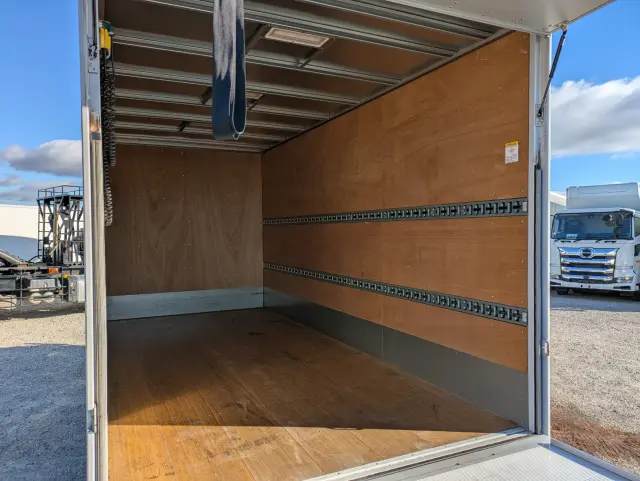 日野 デュトロ 2RG-XZU710M(2WD)の写真19