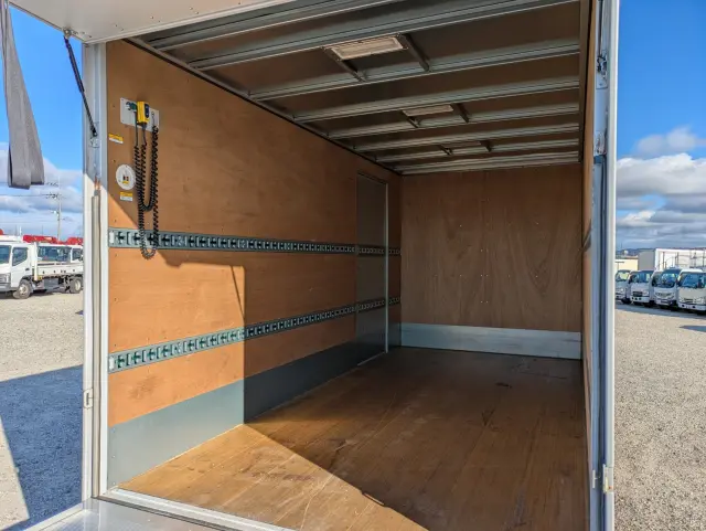 日野 デュトロ 2RG-XZU710M(2WD)の写真20