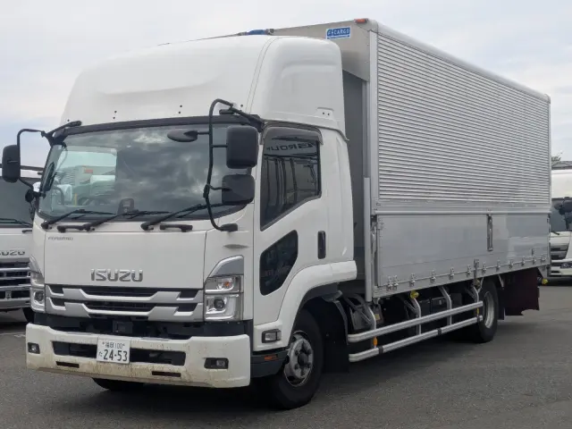 いすゞ フォワード 2RG-FRR90T2(2WD)の写真1