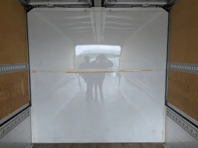 いすゞ フォワード 2RG-FRR90T2(2WD)の写真15